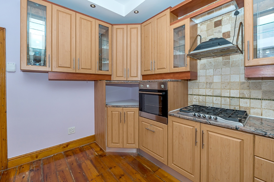 To Let 2 Bedroom Property for Rent in Woodstock Western Cape